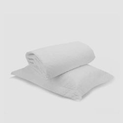 Colcha Studio Branca com Porta travesseiros - Casal