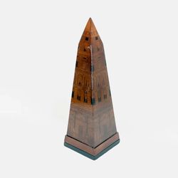 Escultura Obelisco