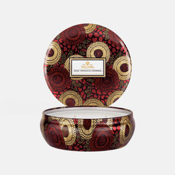 Vela Voluspa Lata 3 Pavios Relevo Goji Tarocco 60 horas
