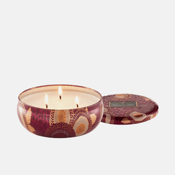 Vela Voluspa Lata 3 Pavios Relevo Foraged Wildberry - 60h